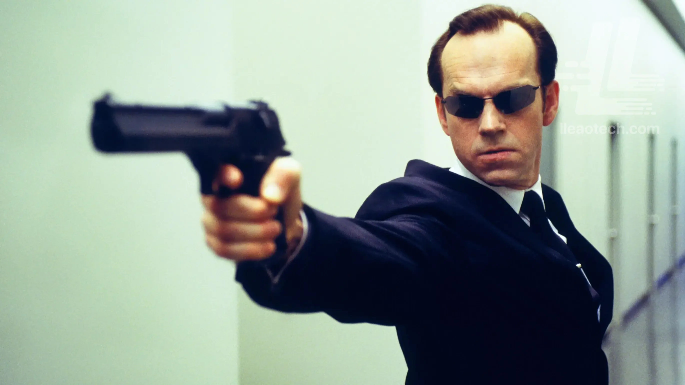 Agent-Smith.The-Matrix-crop.webp